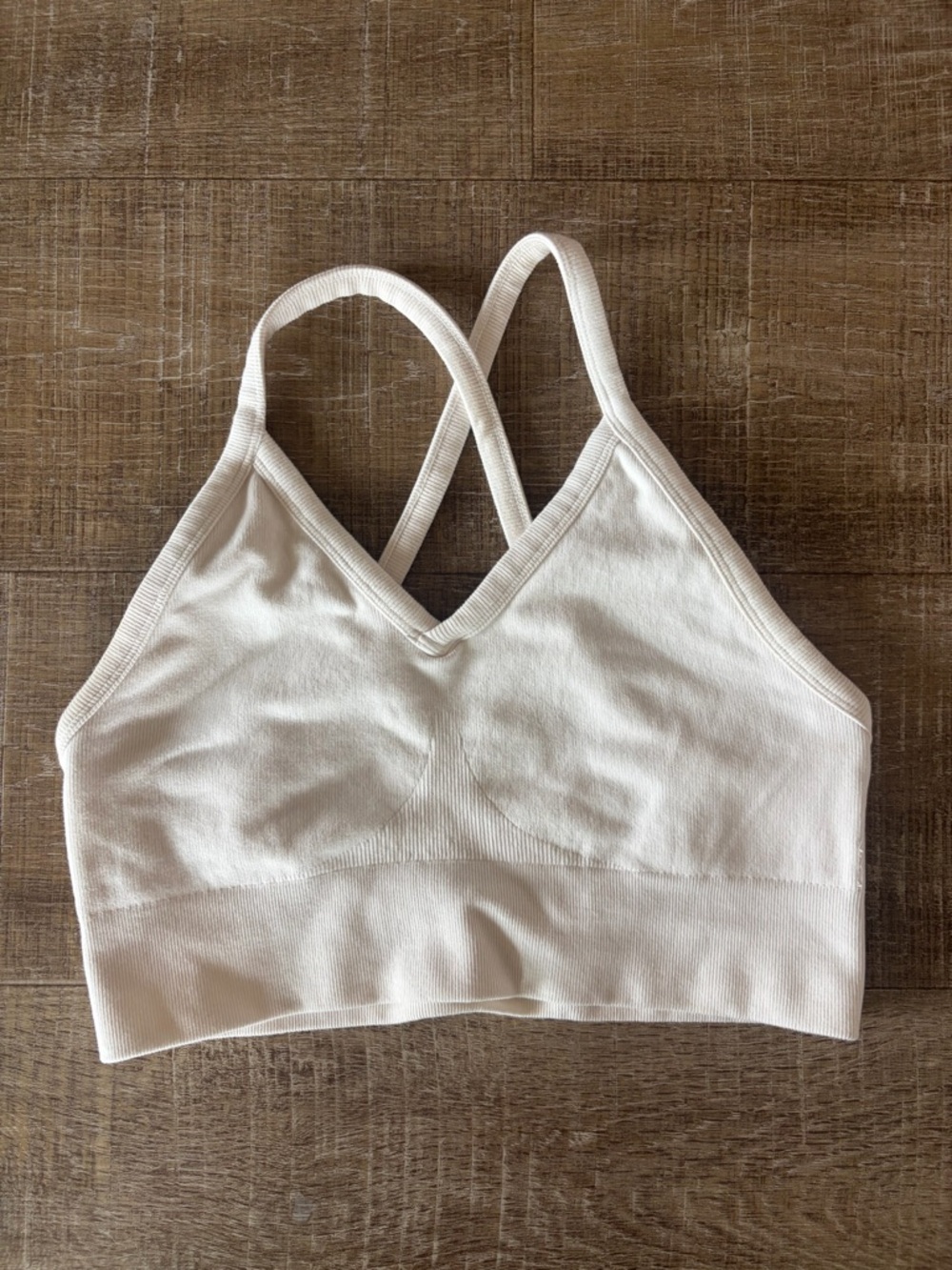ALO Yoga Seamless Ribbed Low Back Sports Bra Medium Beige Nude